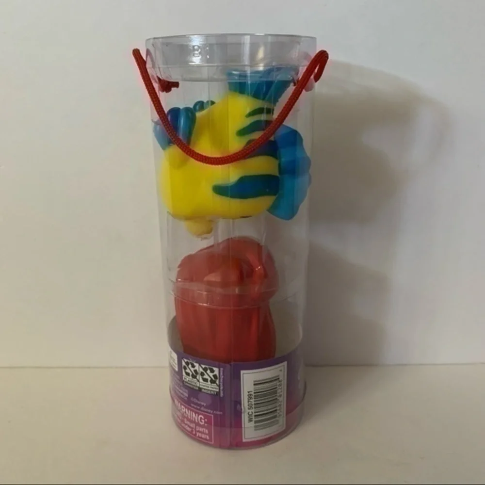 NIP. DISNEY Ariel and Flounder Bath Squirters
